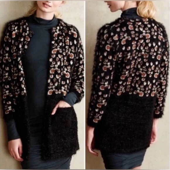 La Anthropologie La Fee Verte Feathered Leo Eyelash
Leopard Cardigan Medium - Picture 7 of 13